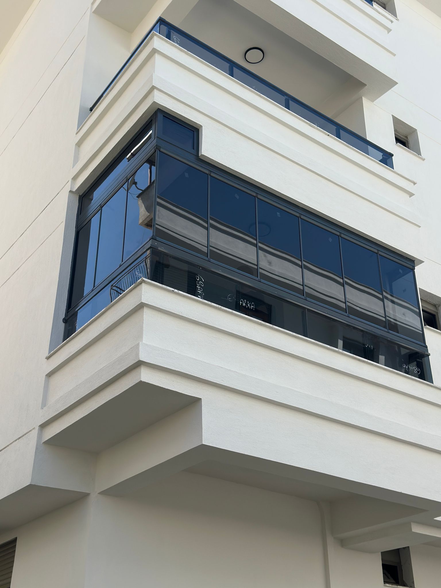 İzmir Torbalı cam balkon montajı 2024 fiyat örneği modern tasarım
